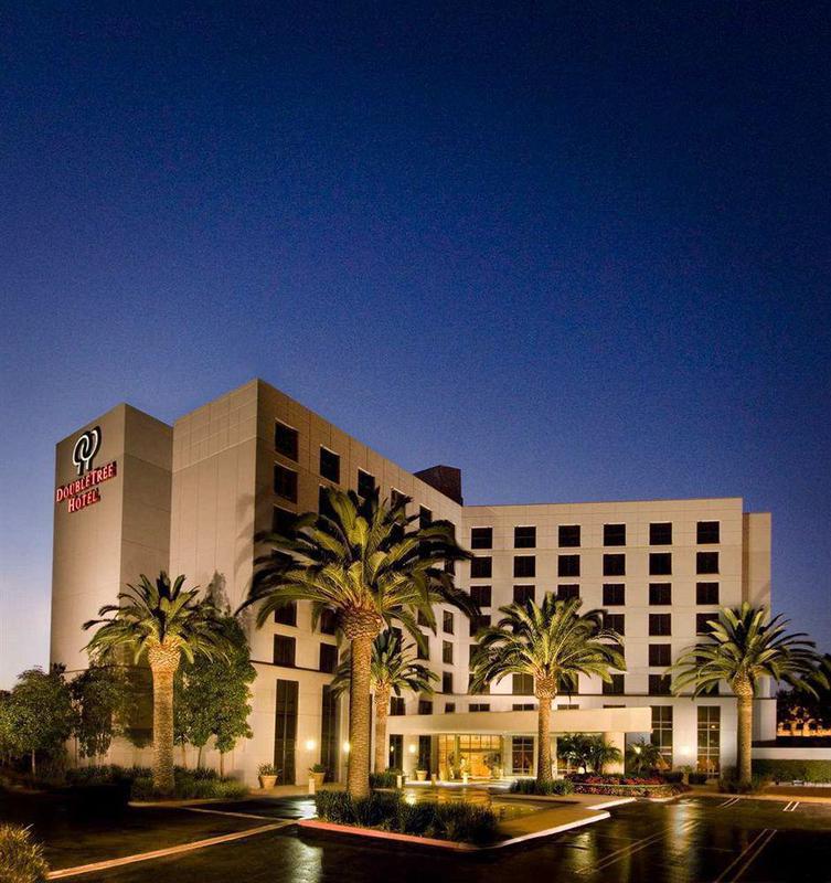 Doubletree By Hilton Irvine Spectrum Extérieur photo