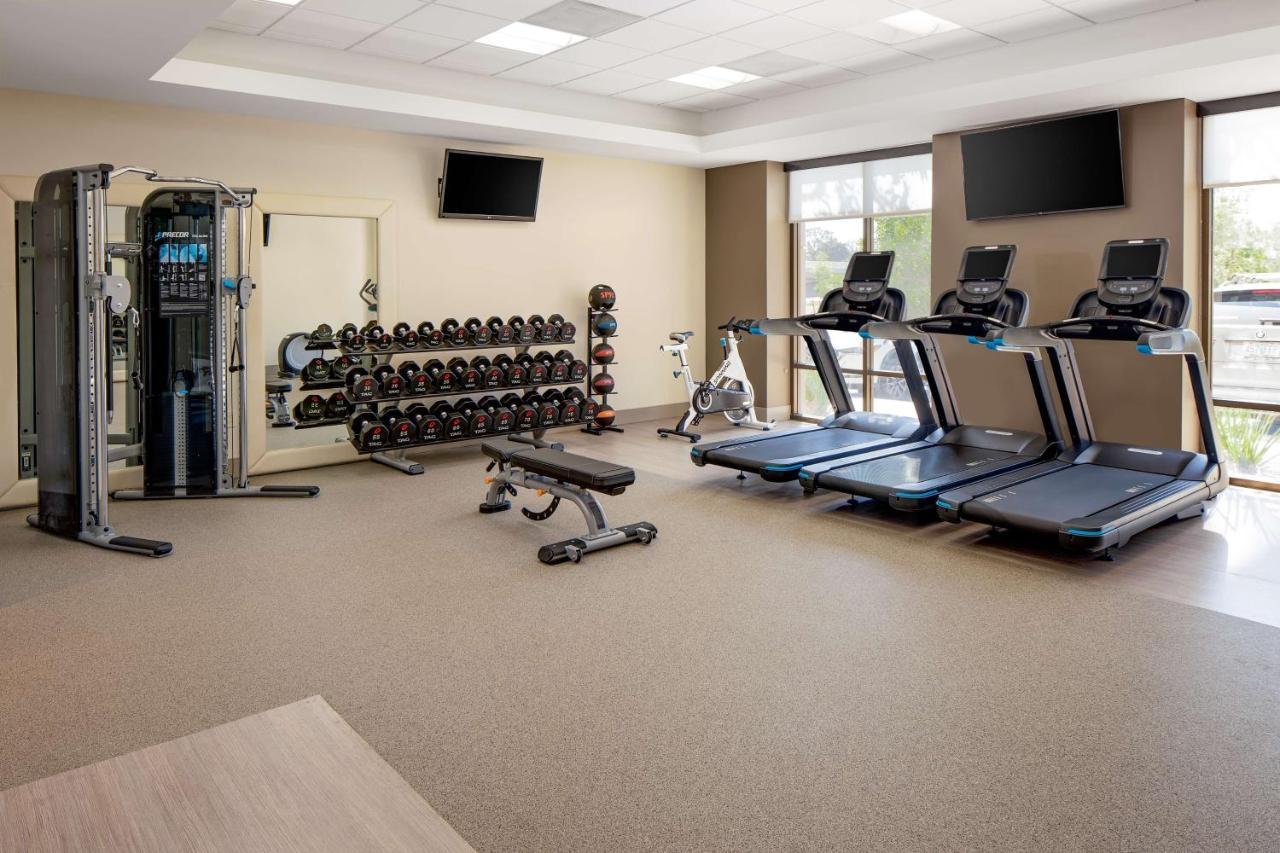 Doubletree By Hilton Irvine Spectrum Extérieur photo