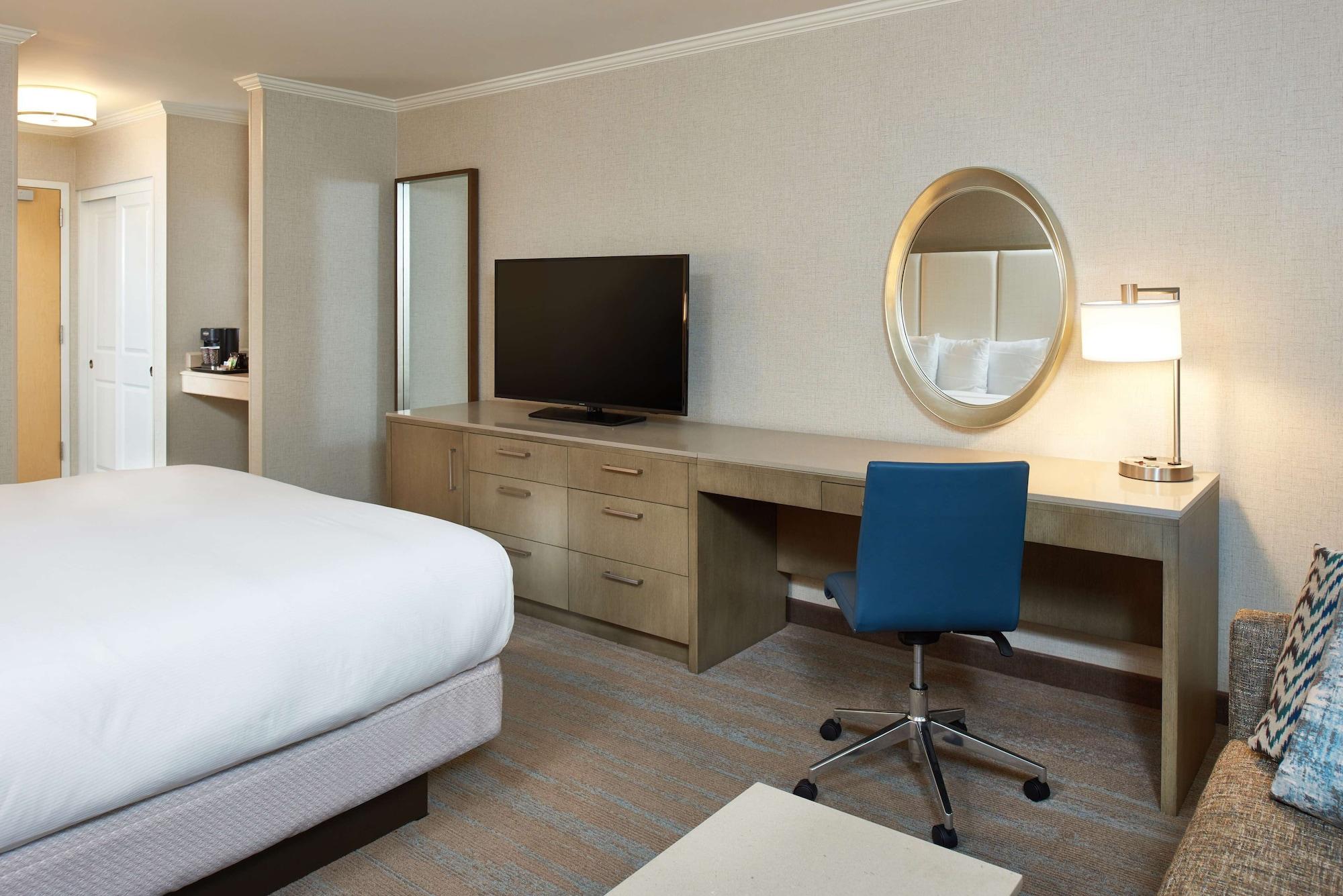 Doubletree By Hilton Irvine Spectrum Extérieur photo