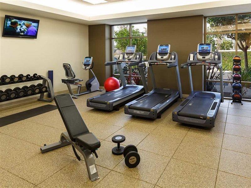 Doubletree By Hilton Irvine Spectrum Extérieur photo