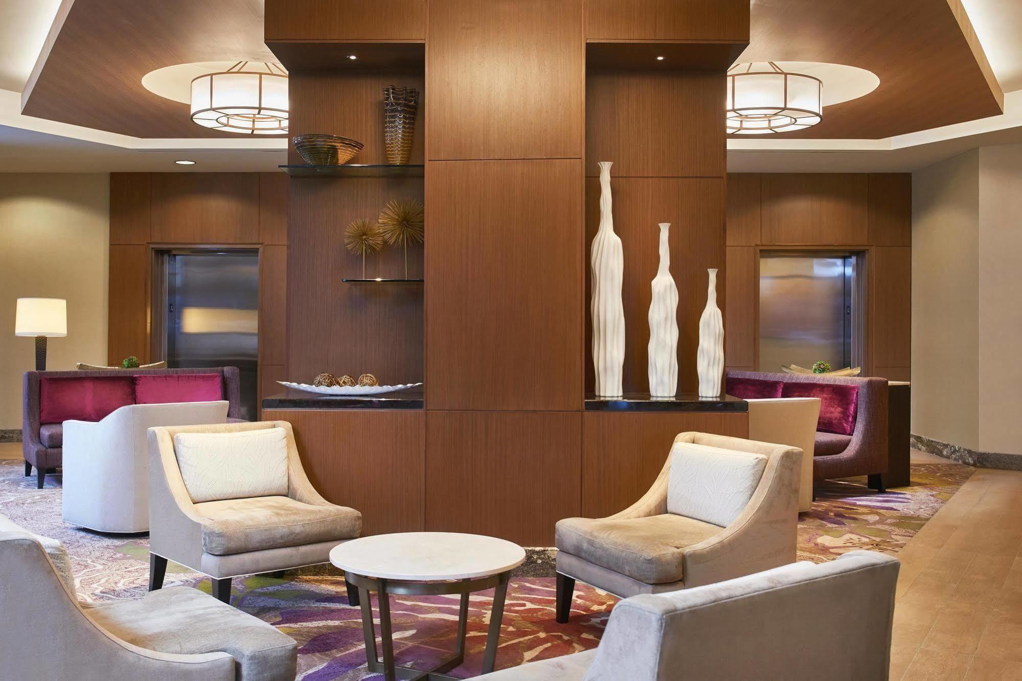 Doubletree By Hilton Irvine Spectrum Extérieur photo